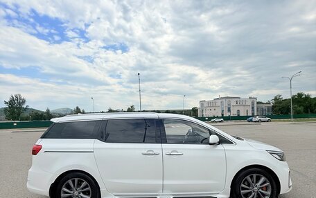 KIA Carnival III, 2019 год, 3 750 000 рублей, 5 фотография