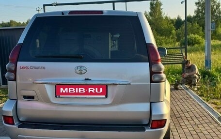 Toyota Land Cruiser Prado 120 рестайлинг, 2003 год, 1 450 000 рублей, 2 фотография