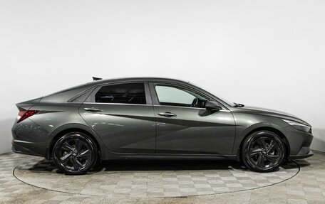 Hyundai Elantra, 2021 год, 1 900 000 рублей, 4 фотография