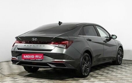 Hyundai Elantra, 2021 год, 1 900 000 рублей, 5 фотография