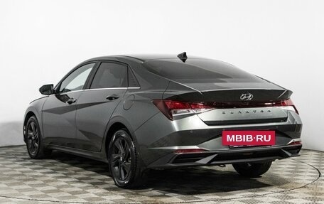 Hyundai Elantra, 2021 год, 1 900 000 рублей, 7 фотография