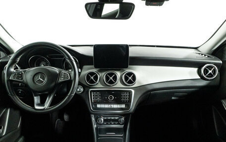 Mercedes-Benz GLA, 2017 год, 2 397 900 рублей, 13 фотография