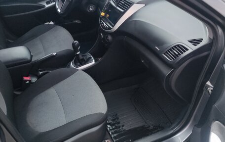 Hyundai Solaris II рестайлинг, 2012 год, 660 000 рублей, 6 фотография