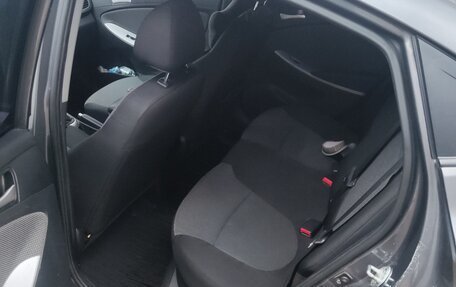 Hyundai Solaris II рестайлинг, 2012 год, 660 000 рублей, 8 фотография