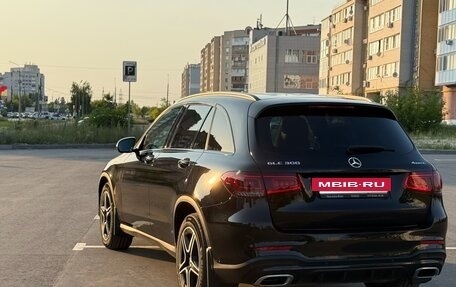 Mercedes-Benz GLC, 2019 год, 4 150 000 рублей, 4 фотография