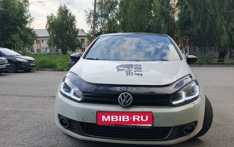 Volkswagen Golf VI, 2011 год, 800 000 рублей, 3 фотография