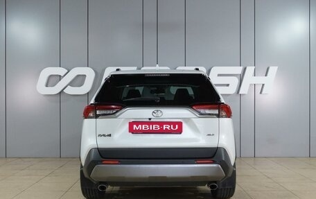 Toyota RAV4, 2021 год, 3 299 000 рублей, 4 фотография