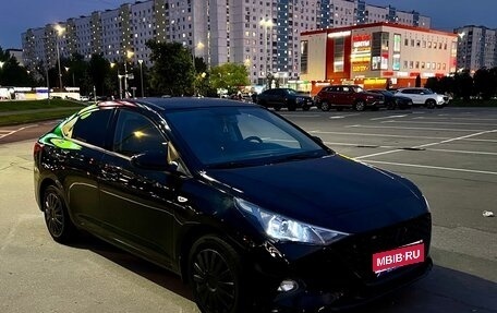 Hyundai Solaris II рестайлинг, 2020 год, 1 400 000 рублей, 1 фотография