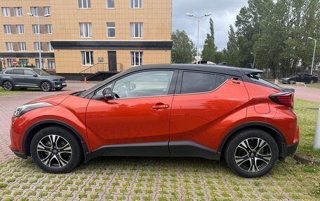 Toyota C-HR I рестайлинг, 2019 год, 2 700 000 рублей, 22 фотография