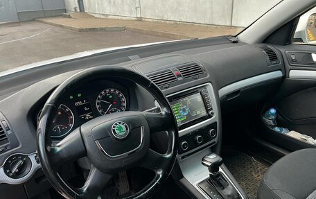 Skoda Octavia, 2011 год, 750 000 рублей, 9 фотография