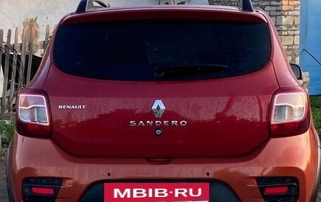 Renault Sandero II рестайлинг, 2014 год, 820 000 рублей, 3 фотография
