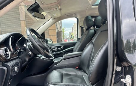 Mercedes-Benz V-Класс, 2017 год, 4 349 000 рублей, 7 фотография
