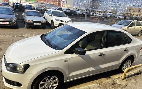 Volkswagen Polo VI (EU Market), 2014 год, 480 000 рублей, 2 фотография