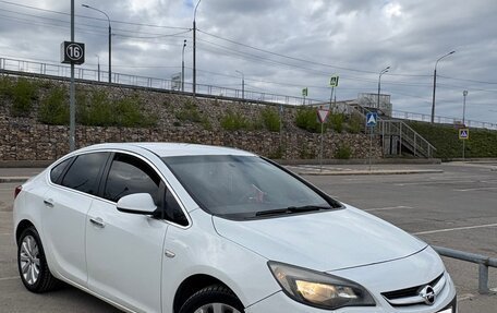Opel Astra J, 2013 год, 790 000 рублей, 3 фотография