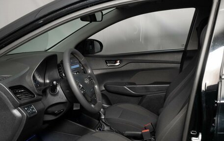 Hyundai Solaris II рестайлинг, 2021 год, 1 550 000 рублей, 5 фотография