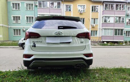Hyundai Santa Fe III рестайлинг, 2017 год, 3 370 000 рублей, 10 фотография