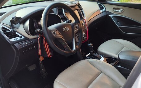 Hyundai Santa Fe III рестайлинг, 2017 год, 3 370 000 рублей, 19 фотография