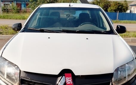 Renault Logan II, 2014 год, 237 000 рублей, 3 фотография