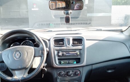 Renault Logan II, 2014 год, 237 000 рублей, 6 фотография