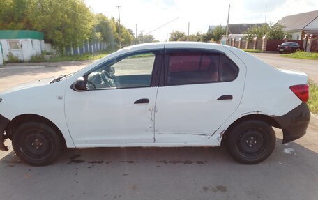 Renault Logan II, 2014 год, 237 000 рублей, 15 фотография