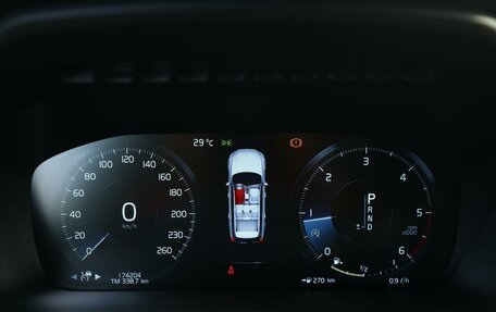 Volvo XC90 II рестайлинг, 2017 год, 3 000 000 рублей, 13 фотография