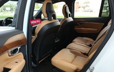 Volvo XC90 II рестайлинг, 2017 год, 3 000 000 рублей, 11 фотография