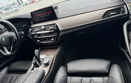 BMW 5 серия, 2018 год, 3 790 000 рублей, 13 фотография
