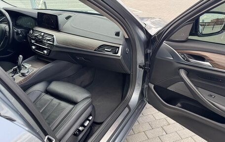 BMW 5 серия, 2018 год, 3 790 000 рублей, 14 фотография