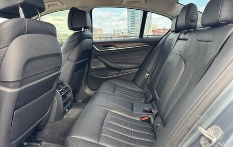 BMW 5 серия, 2018 год, 3 790 000 рублей, 18 фотография