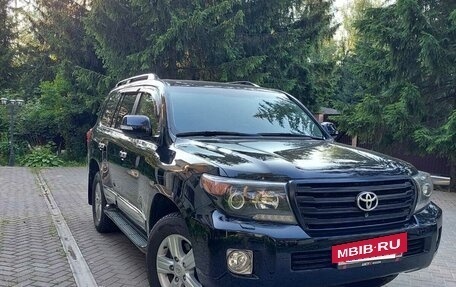 Toyota Land Cruiser 200, 2012 год, 3 800 000 рублей, 2 фотография