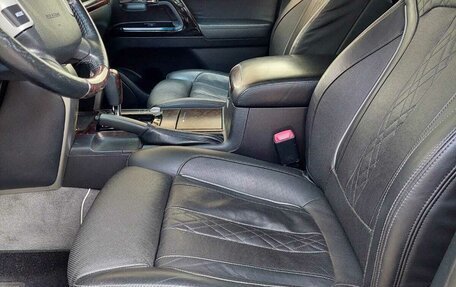 Toyota Land Cruiser 200, 2012 год, 3 800 000 рублей, 9 фотография