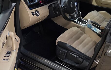 Volkswagen Passat CC I рестайлинг, 2013 год, 1 800 000 рублей, 32 фотография