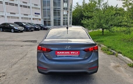 Hyundai Solaris II рестайлинг, 2017 год, 1 050 000 рублей, 4 фотография