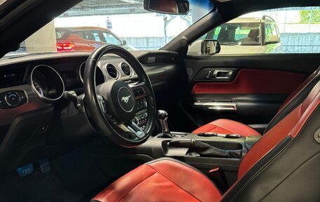 Ford Mustang VI рестайлинг, 2019 год, 2 050 000 рублей, 7 фотография