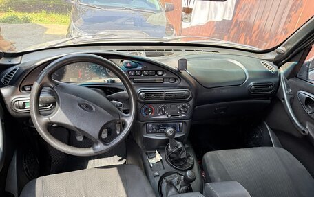 Chevrolet Niva I рестайлинг, 2003 год, 430 000 рублей, 12 фотография