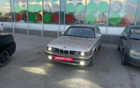 BMW 5 серия, 1989 год, 250 000 рублей, 2 фотография