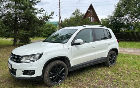 Volkswagen Tiguan I, 2016 год, 1 950 000 рублей, 2 фотография