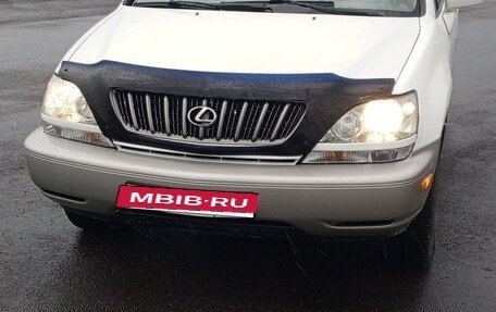 Lexus RX IV рестайлинг, 2001 год, 950 000 рублей, 5 фотография