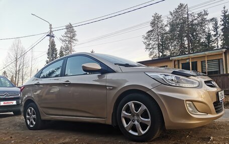 Hyundai Solaris II рестайлинг, 2014 год, 870 000 рублей, 4 фотография