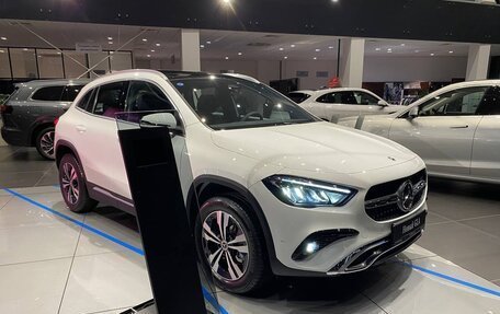 Mercedes-Benz GLA, 2024 год, 7 100 000 рублей, 3 фотография