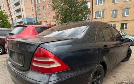 Mercedes-Benz C-Класс, 2001 год, 350 000 рублей, 3 фотография