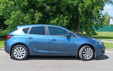 Opel Astra J, 2014 год, 950 000 рублей, 6 фотография
