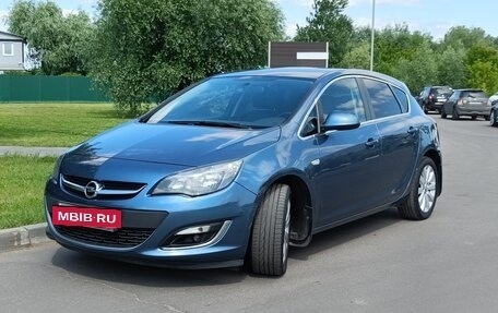 Opel Astra J, 2014 год, 950 000 рублей, 2 фотография