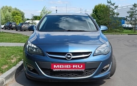 Opel Astra J, 2014 год, 950 000 рублей, 3 фотография
