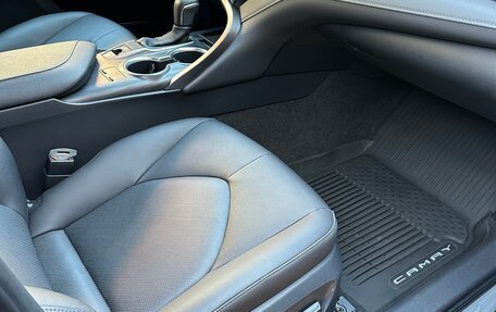 Toyota Camry, 2021 год, 4 100 000 рублей, 10 фотография