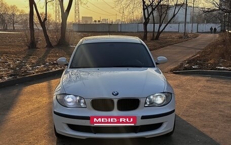 BMW 1 серия, 2009 год, 850 000 рублей, 10 фотография