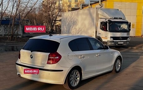 BMW 1 серия, 2009 год, 850 000 рублей, 4 фотография