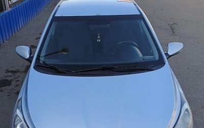 Hyundai Solaris II рестайлинг, 2012 год, 830 000 рублей, 1 фотография