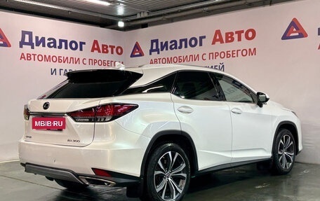 Lexus RX IV рестайлинг, 2021 год, 4 897 000 рублей, 3 фотография