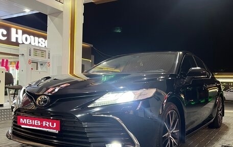 Toyota Camry, 2021 год, 3 520 000 рублей, 6 фотография